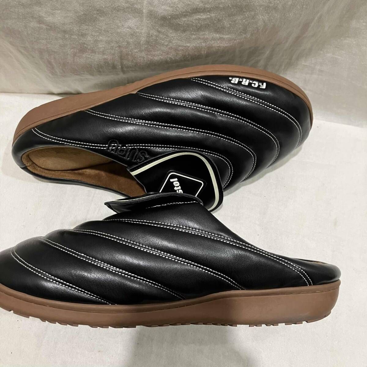 SANDALS ブラック