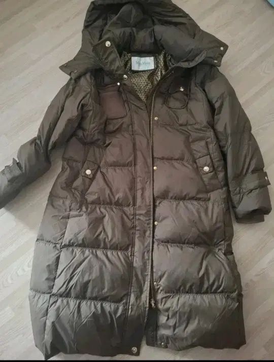 MAX MARA マックスマーラ ロング丈 ダウンジャケット ブラウン