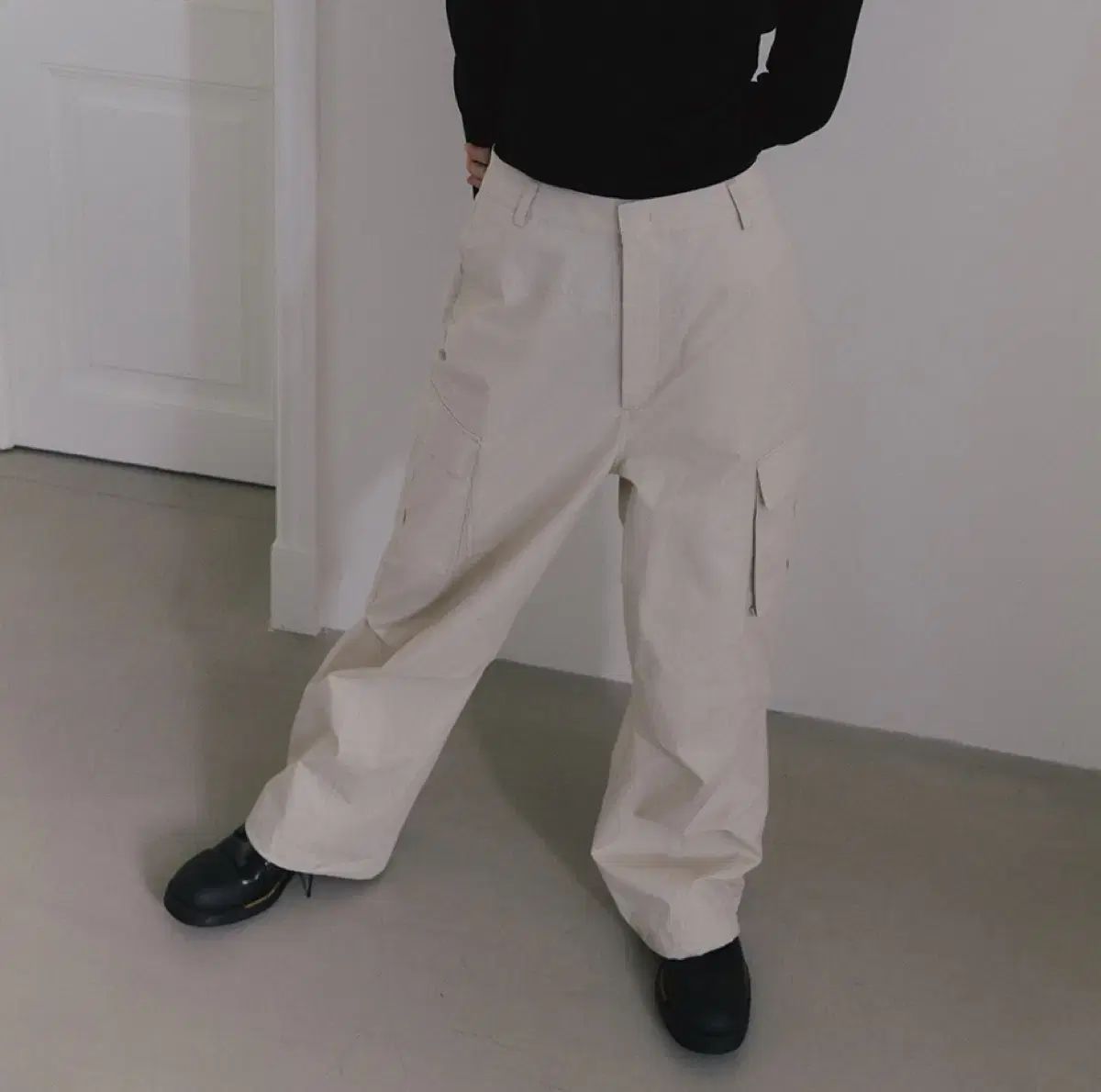 オーバーデューフレア カーゴ パンツ (ベージュ)