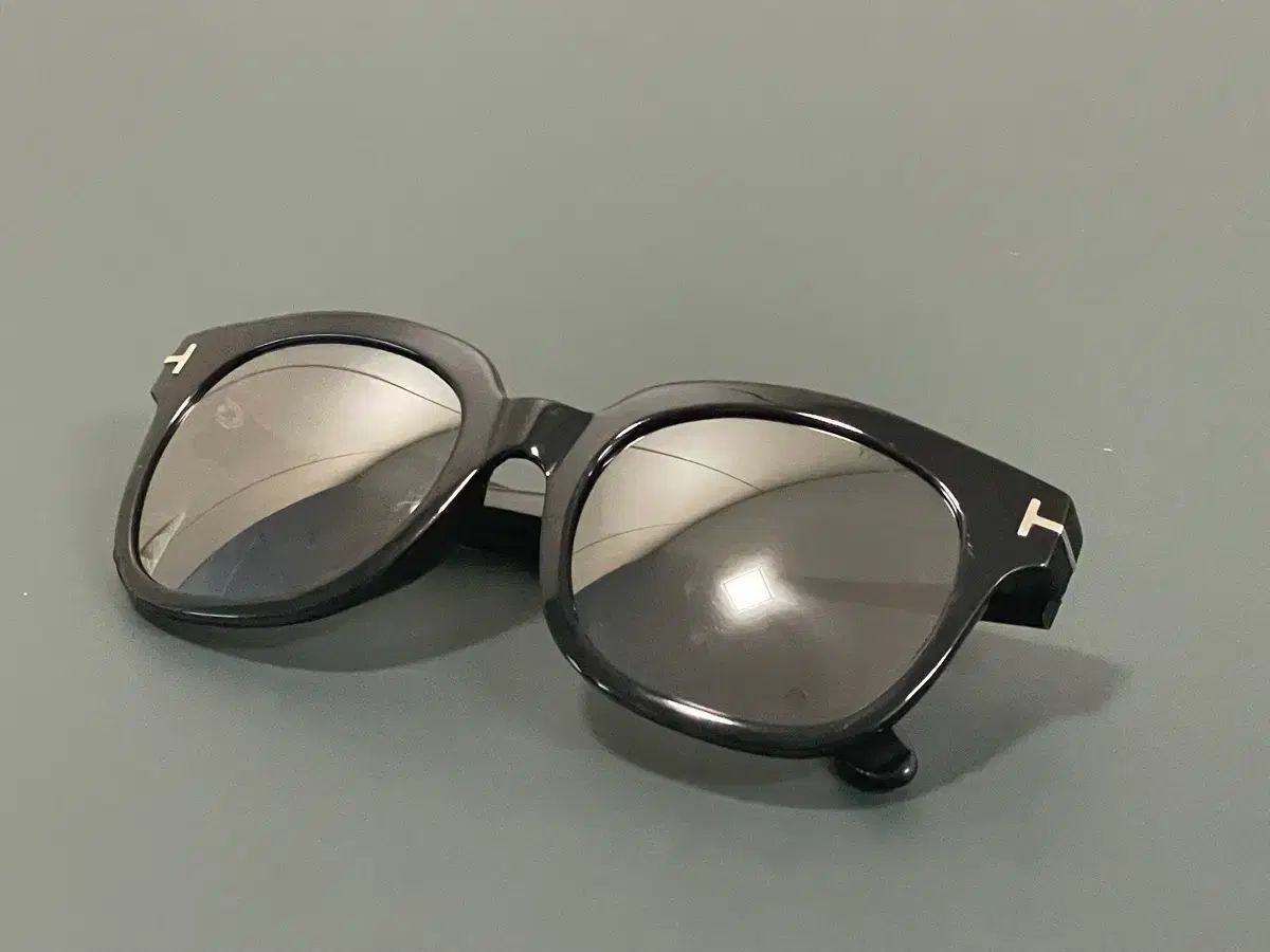 TOM FORD トムフォード TF 407 D ブラック サングラス