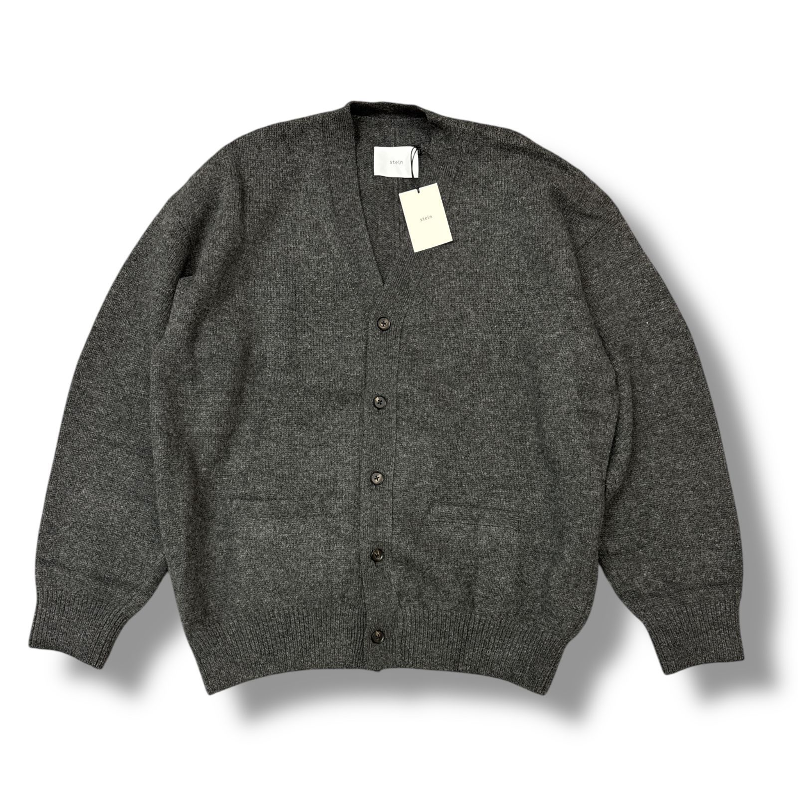 参考上代42900円 未使用 stein(ssstein) 22AW EX FINE LAMBS KNIT CARDIGAN ニットカーディガン セーター シュタイン ST.451 チャコール M （93045A） 参考上代42900円 未使用 stein(ssstein) 22AW EX FINE LAMBS KNIT