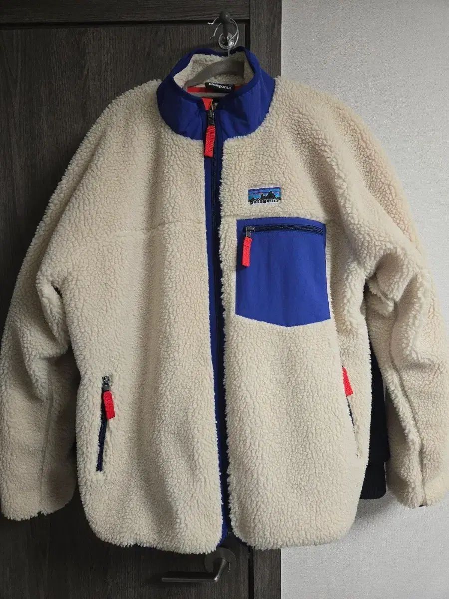patagonia レトロ× XLサイズ