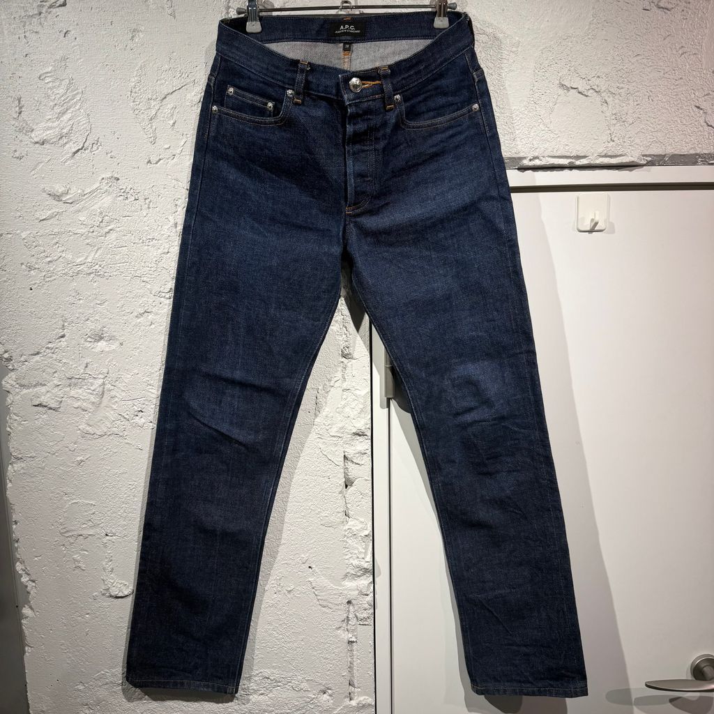 A.P.C アーペーセー JEAN NEW STANDARD ニュースタンダードジーンズ