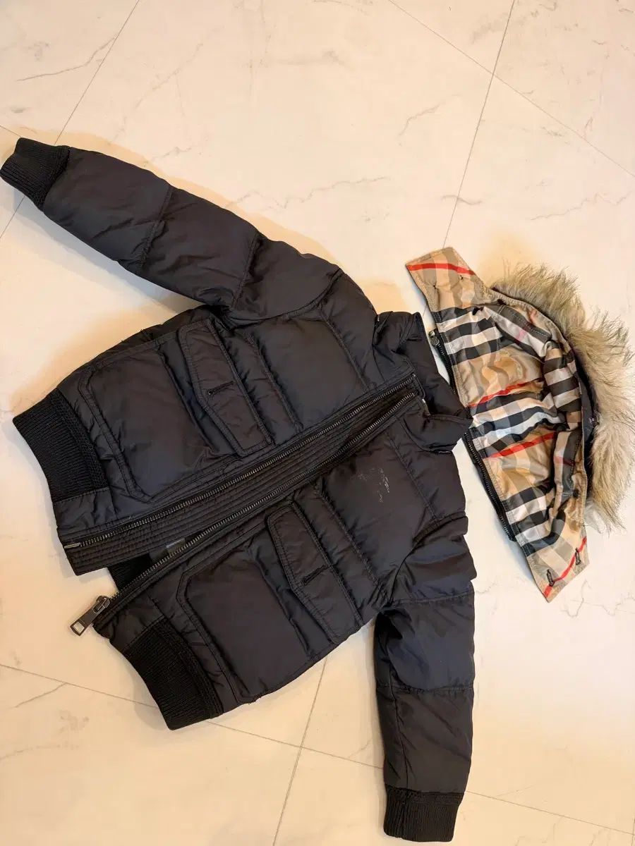 バーバリー チルドレン キッズ ダウン 3 Y