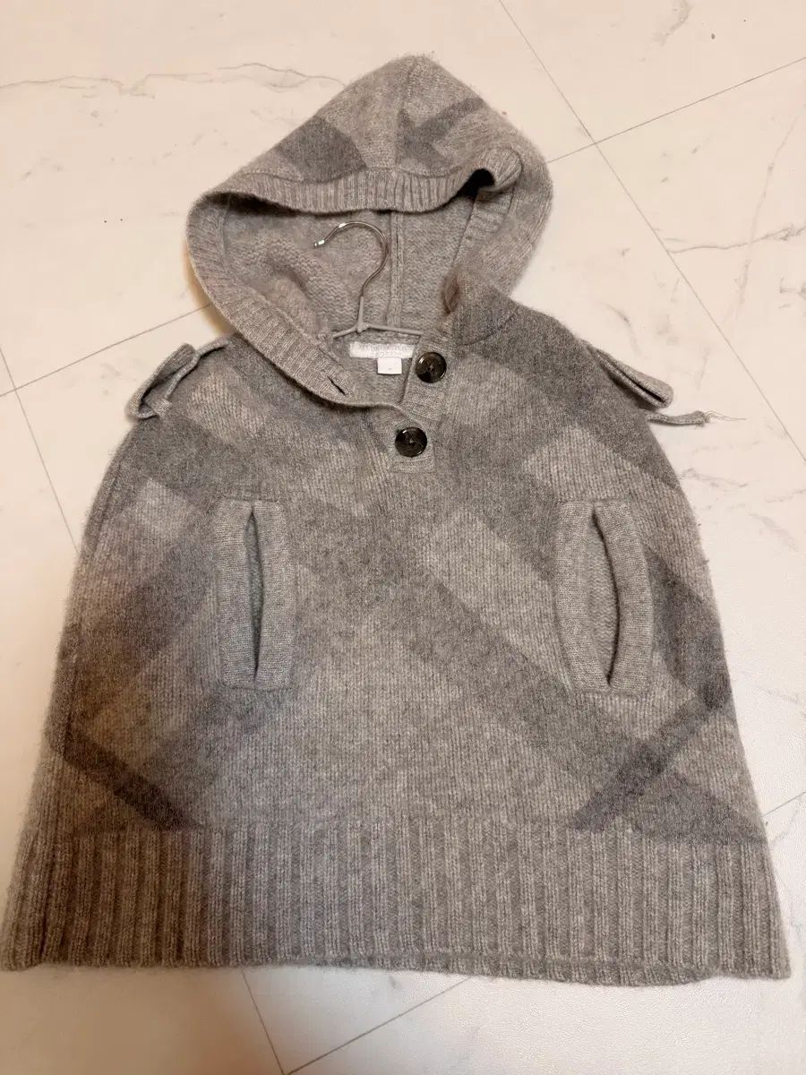 バーバリー ニット カシミア100 ケープ 0 xE 3 x 83 9 E ント M