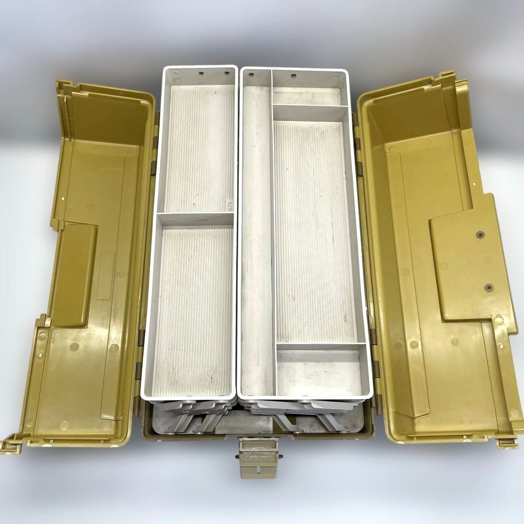 PLANO 8106 タックルボックス6段 両開き 1976～77年製 マスタード×ブラウン プラノ OLD オールドタックルボックス ヴィンテージタックルボックス 釣り フィッシング ルアーやワーム等の釣り具の収納や整理に【現状品】