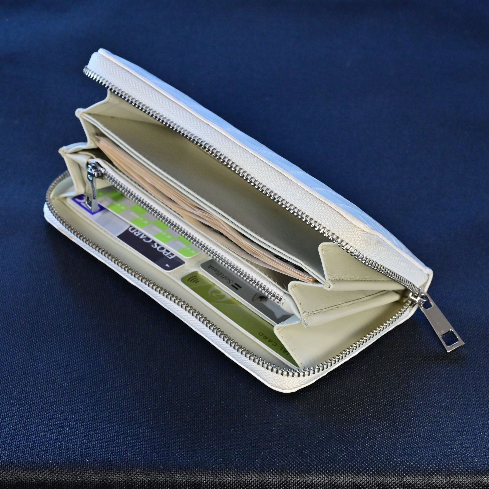 クロコダイルラウンドファスナー長財布｜金運アップ 浄化