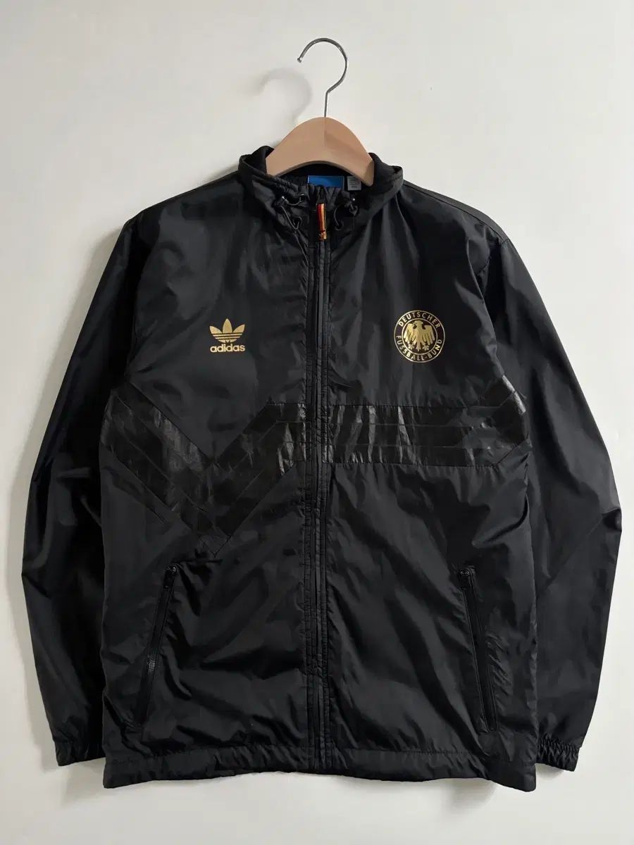 adidas アディダス ドイツ ブラック GOLDロゴ ウィンドブレーカー ジャケット