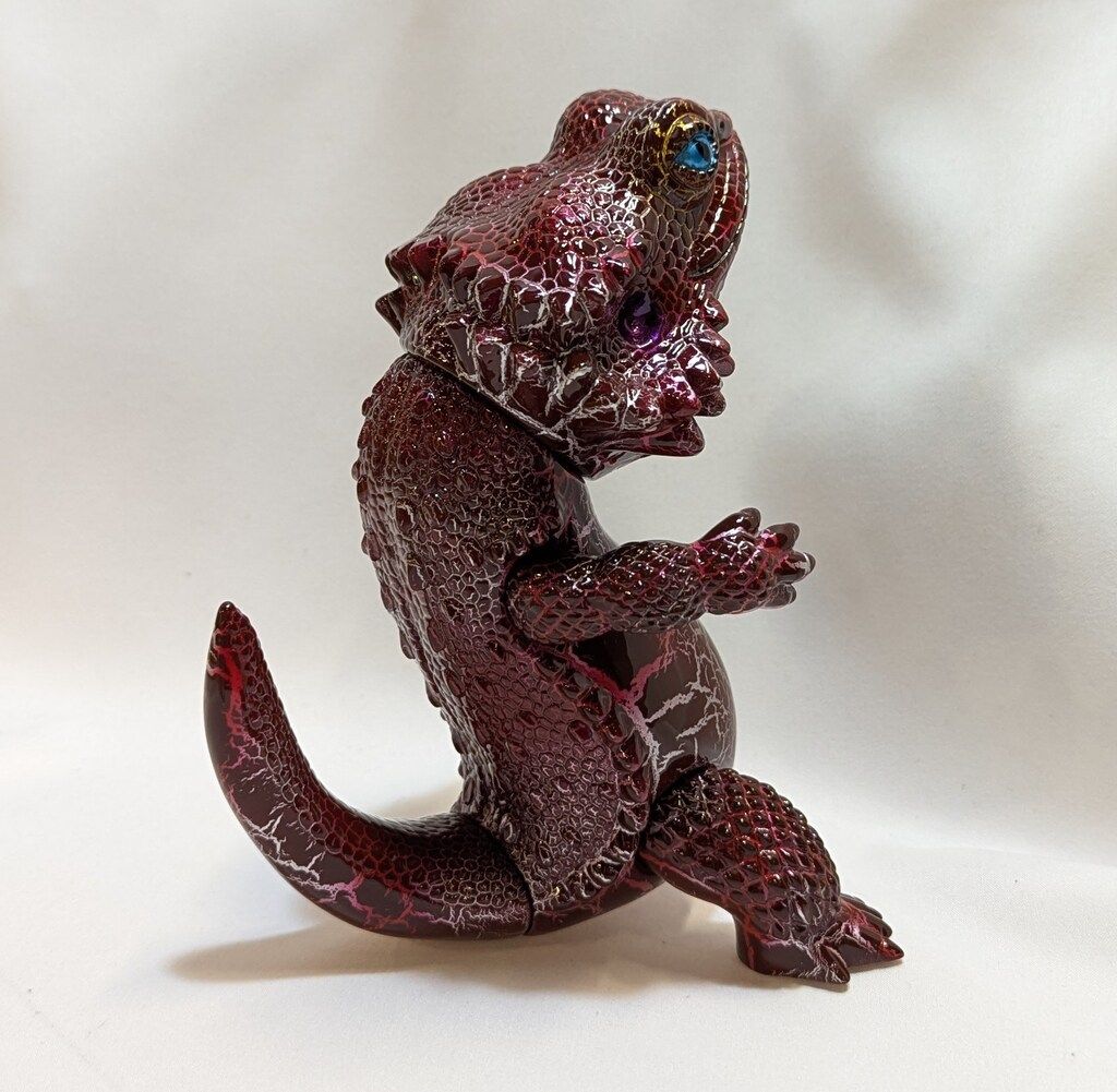 ペインターネット フトアゴン 赤/クラック - メルカリ