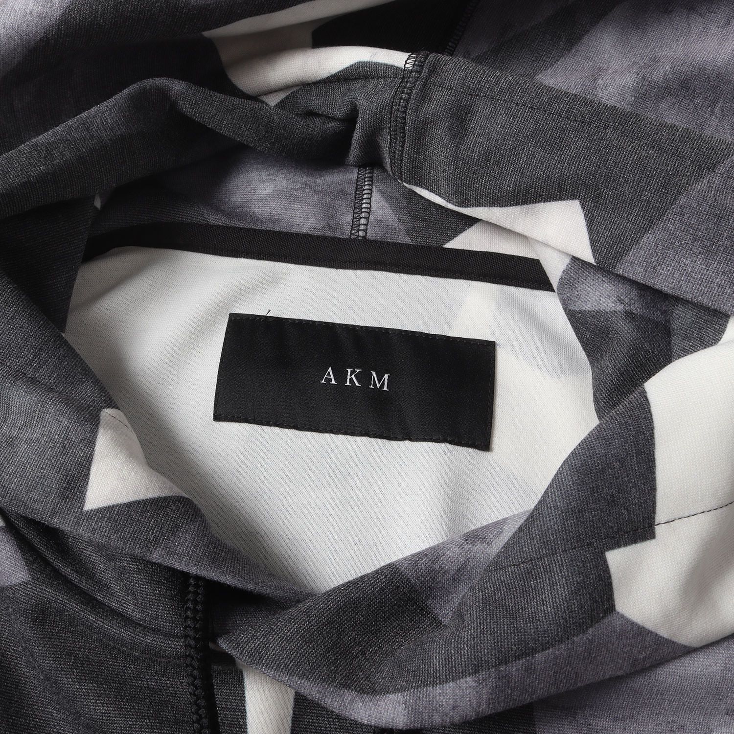 AKM エイケイエム パーカー マルチカラー サイズ:M | 24SS ジオメトリック ジャージー パーカー (MVS VOLTEX PONT CAMO RELAX PULLOVER ZIP POCKET PARKA B479 PER036) | トップス フーディー プルオーバー【メンズ】【中古】【美品】【K4657】 美品】AKM エイケイエム パーカー マルチカラー サイズ:M | 24SS ジオ