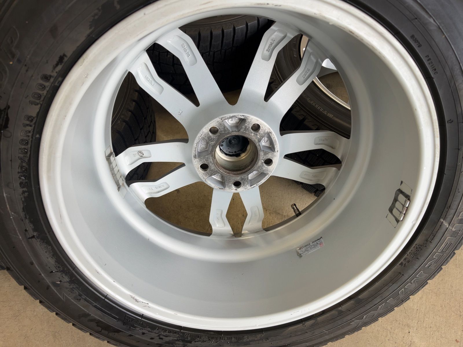 ダンロップウインターマックス02 18インチ