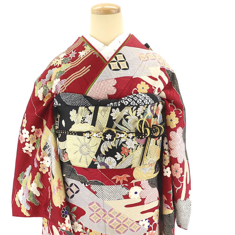 振袖 成人式 晴れ着 正絹 赤 古典柄 身丈173 cm 裄丈67 M～Lサイズ相当