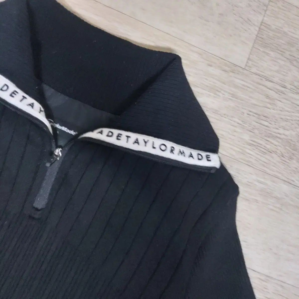 テーラーメイド 防風ニット 90号