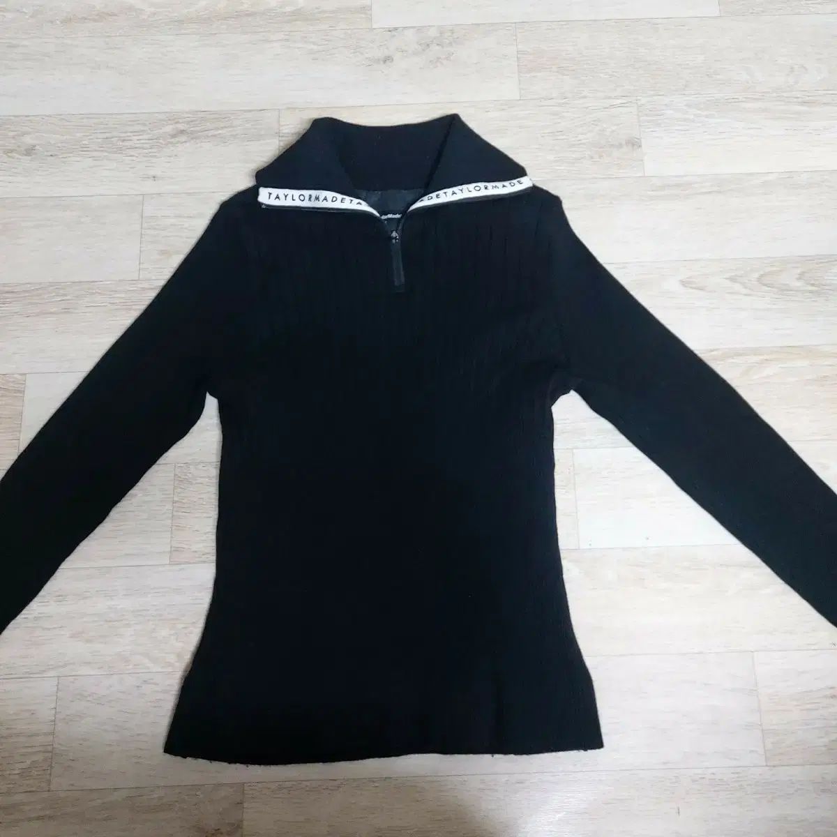 テーラーメイド 防風ニット 90号