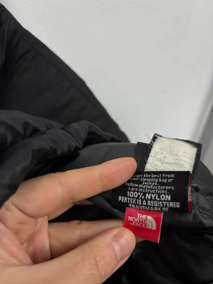 ザノースフェイス ヌプシ