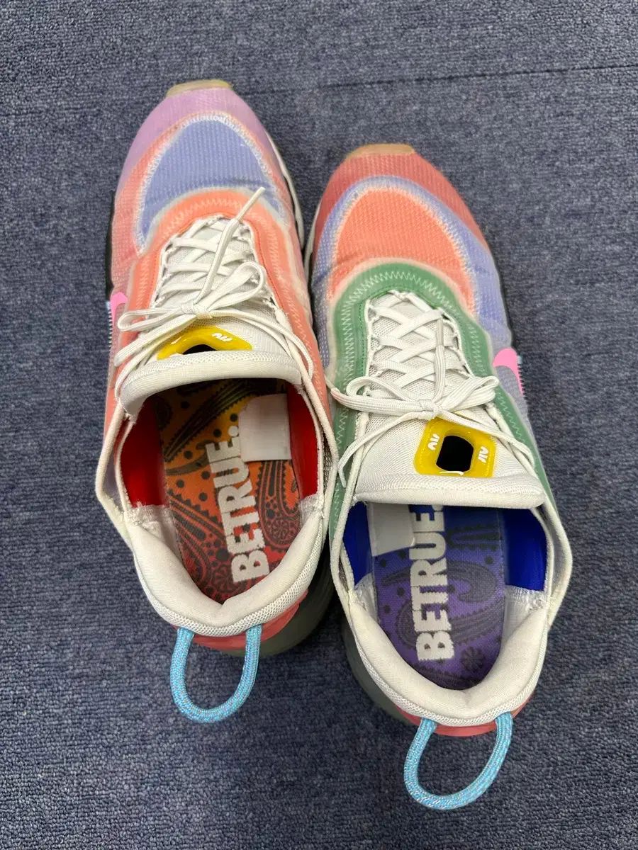 ナイキ エアマックス ビートゥルー オーバーサイズ 300mm スニーカー ランニングシューズ