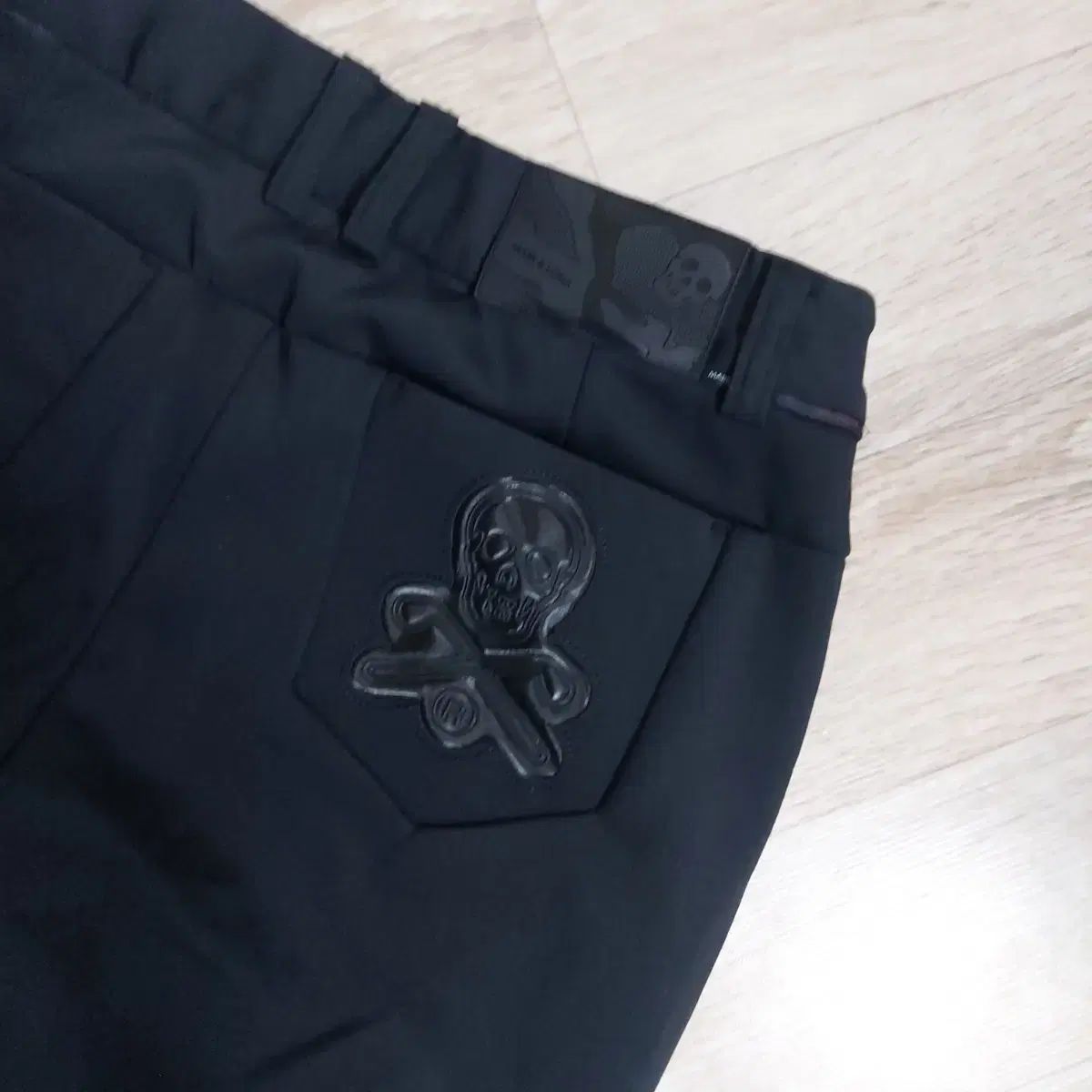 マークアンドロナ 起毛ボンディング