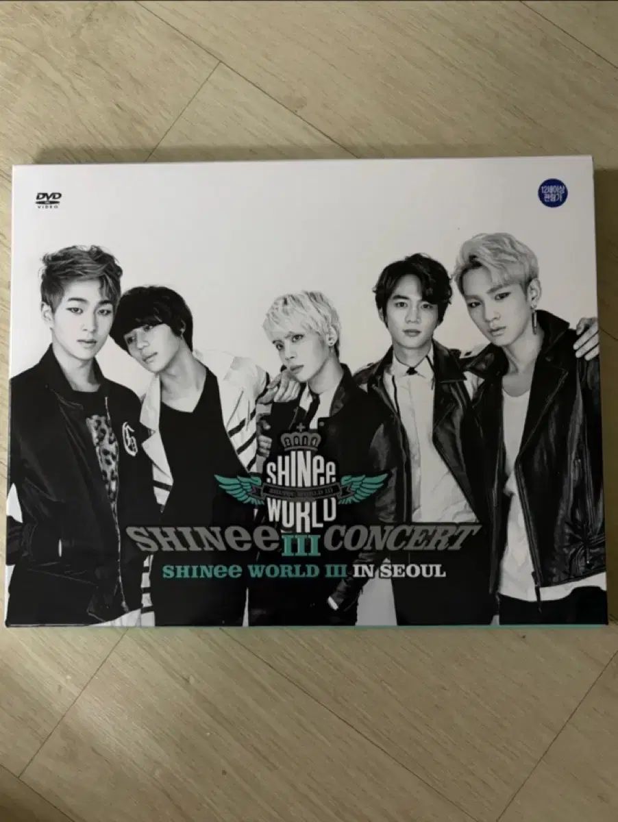 SHINee WORLD III DVD (ポップコーンスリーブ) 【公式通販】