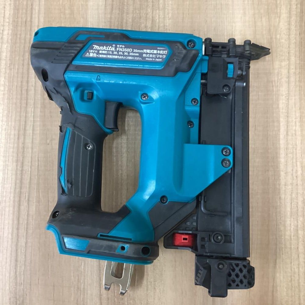 品 makita マキタ フィニッシュネイラ 18 V充電式面木釘打 201