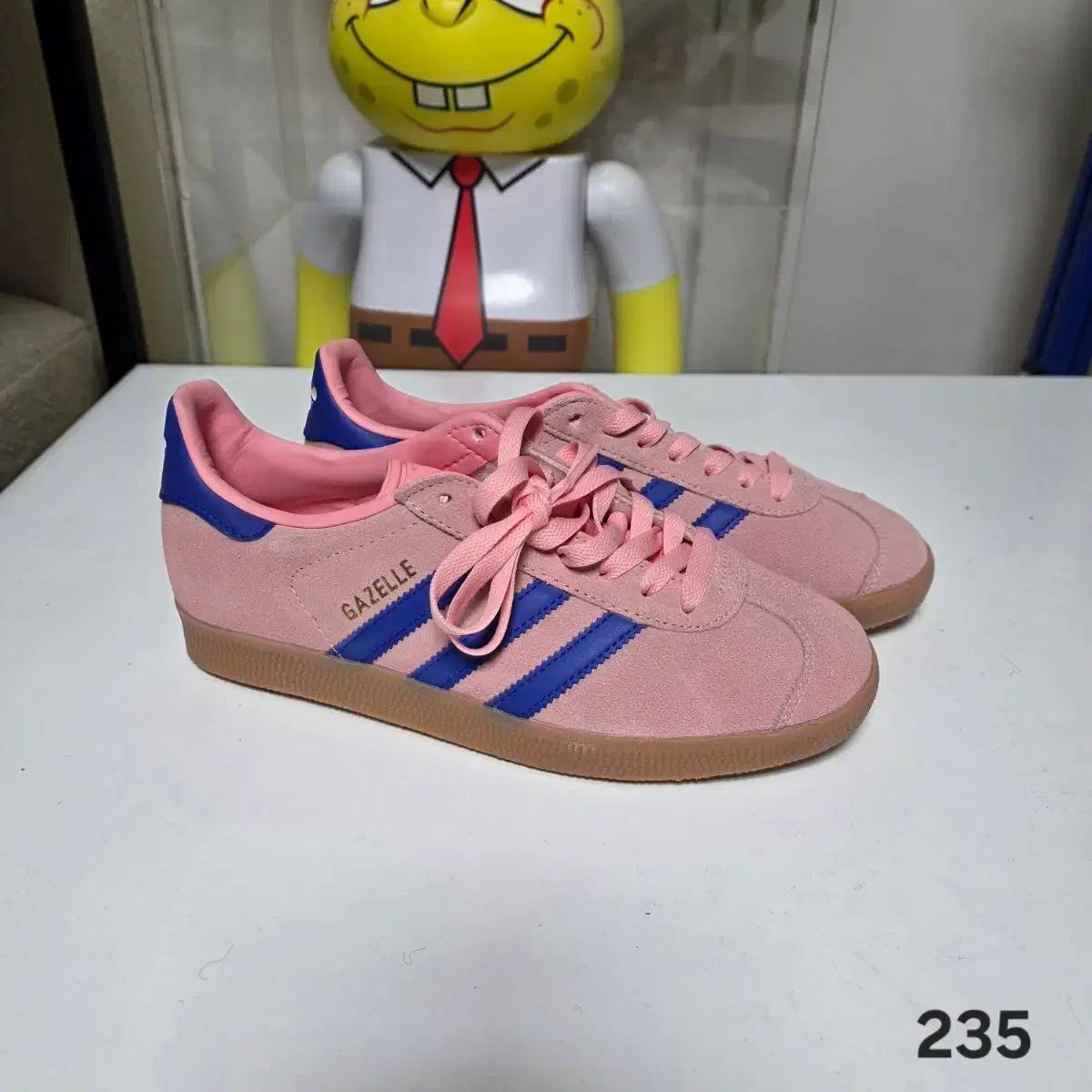 アディダス ガゼル セミ ピンク スパーク ルシッド ブルー 235