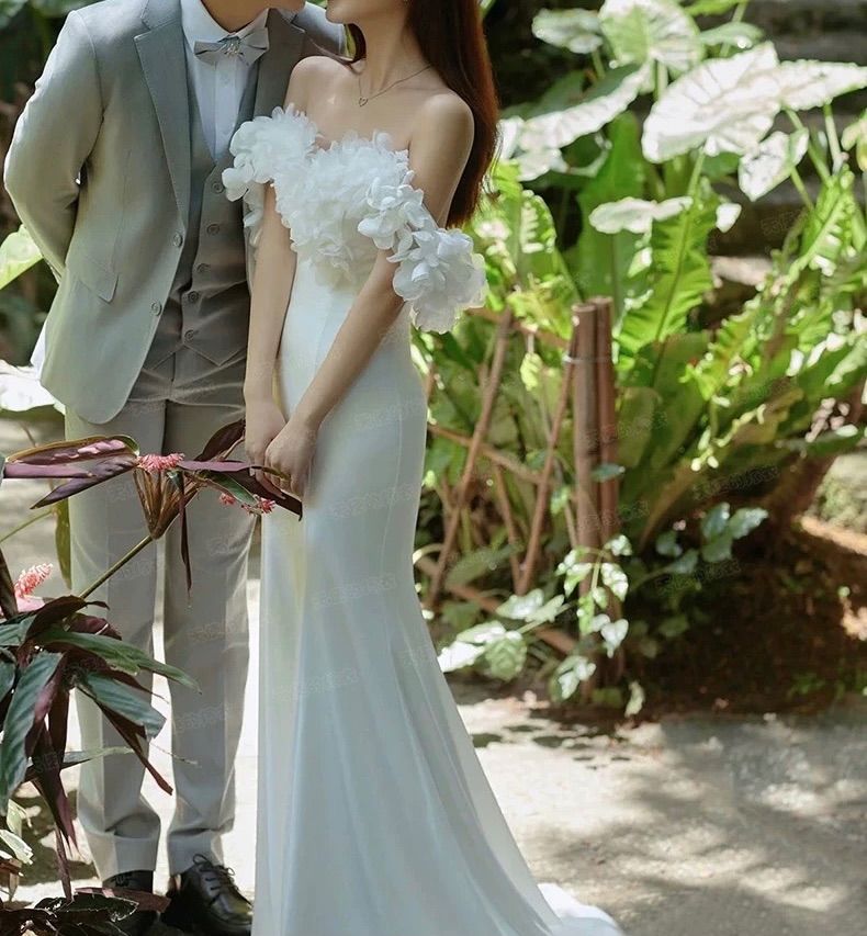 XS〜L ウェディングドレス 花柄 ロングトレーン オフショル ソフトマーメイド 結婚式 前撮り 二次会 韓国ドレス