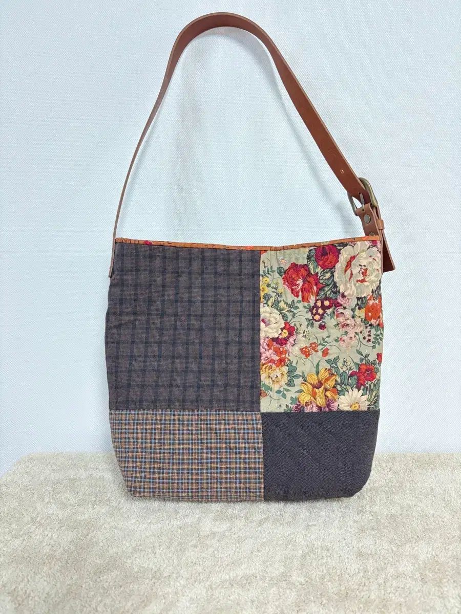 1921年 ロイヤルコペンハーゲン イヤープレート 「街角の古い家々