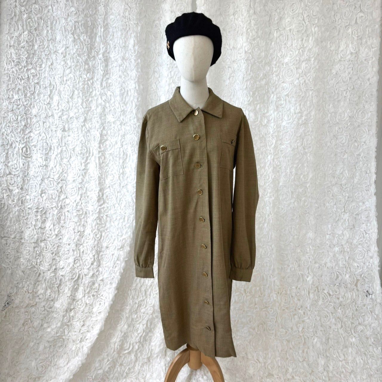 金ボタン ヴィンテージワンピース｜サファリライク カーキブラウン