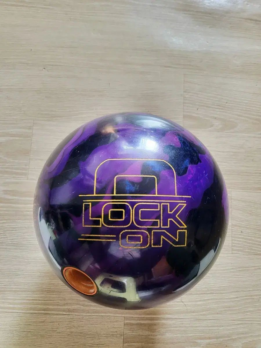 ストーム ロックオン 15 p ボーリングボール