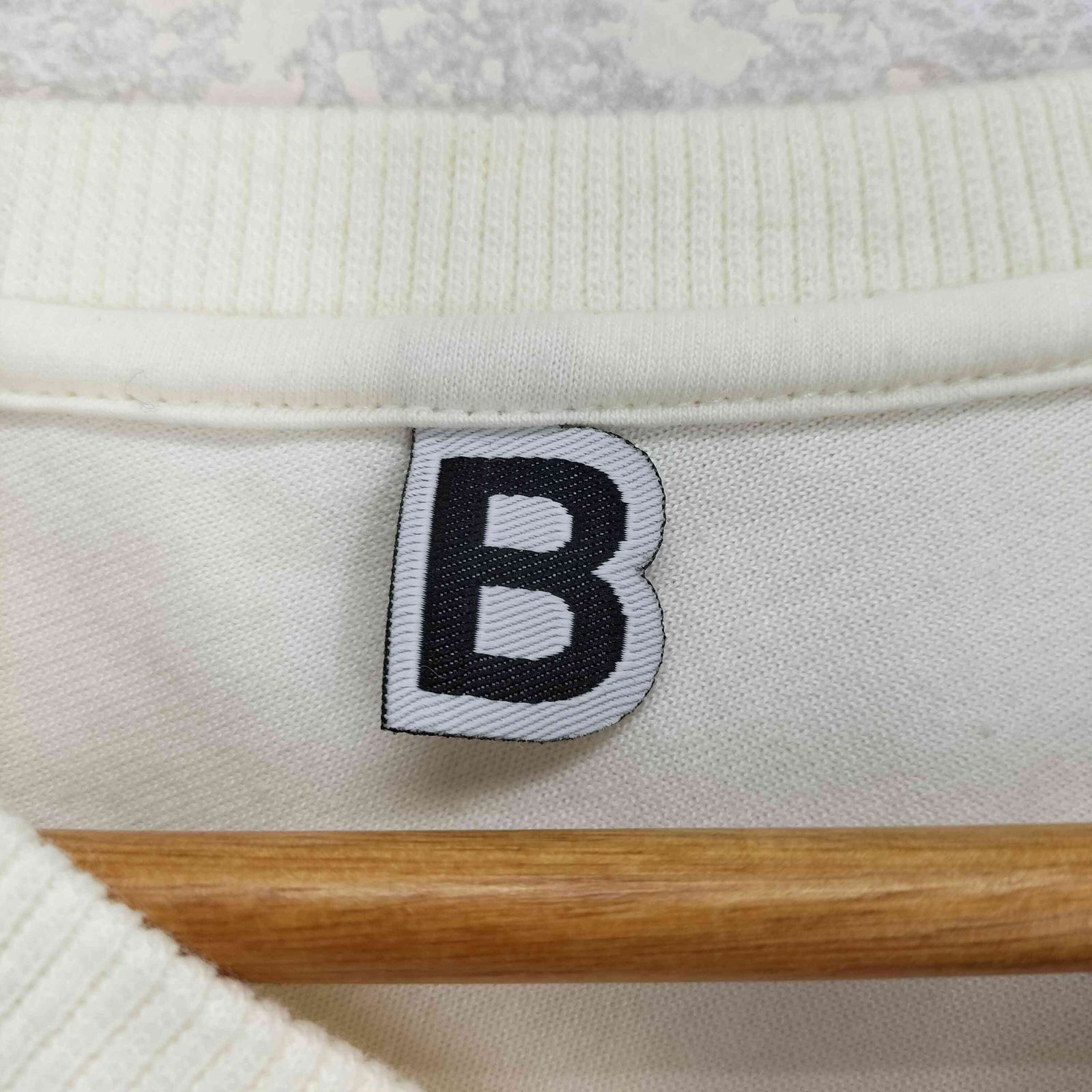 A MACHINE(エーマシーン) SWEATSHIRT(B) メンズ 表記無 【中古】【ブランド古着バズストア】 エーマシーン A MACHINE SWEATSHIRT(B) メンズ 表記無 - メルカリ