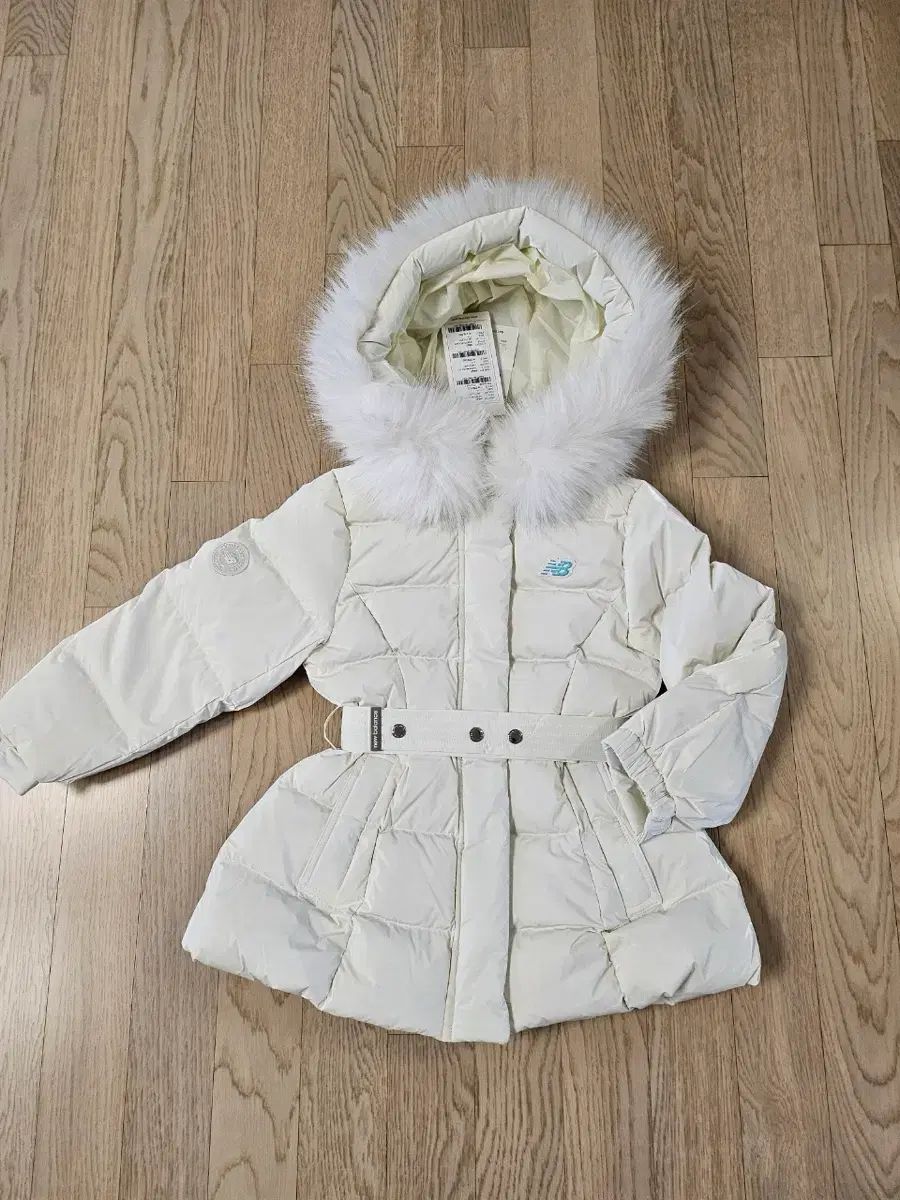 ニュー ンス キッズ NBgC セミ グロシー ミディダウン