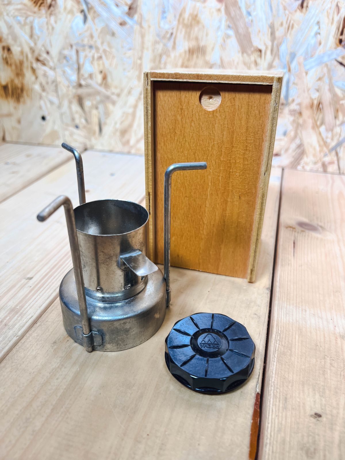 デッドストック】 チェコ軍アルコールバーナーセット PREMA 木箱入