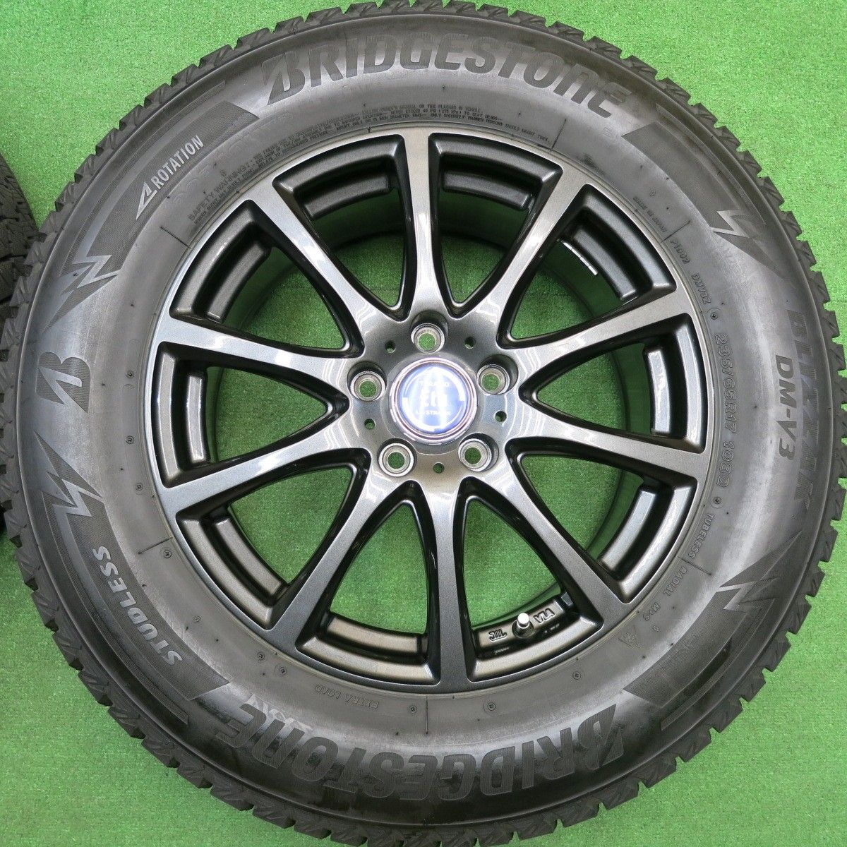  バリ溝 22年 キレイ 9分 スタッドレス 235 65 R 17 ブリヂストン ブリザック DM V 3 TIRADO Eta LA STRADA 阿部商会 17インチ PCD 114 5 H ス 17インチ タイヤ ホイールセット