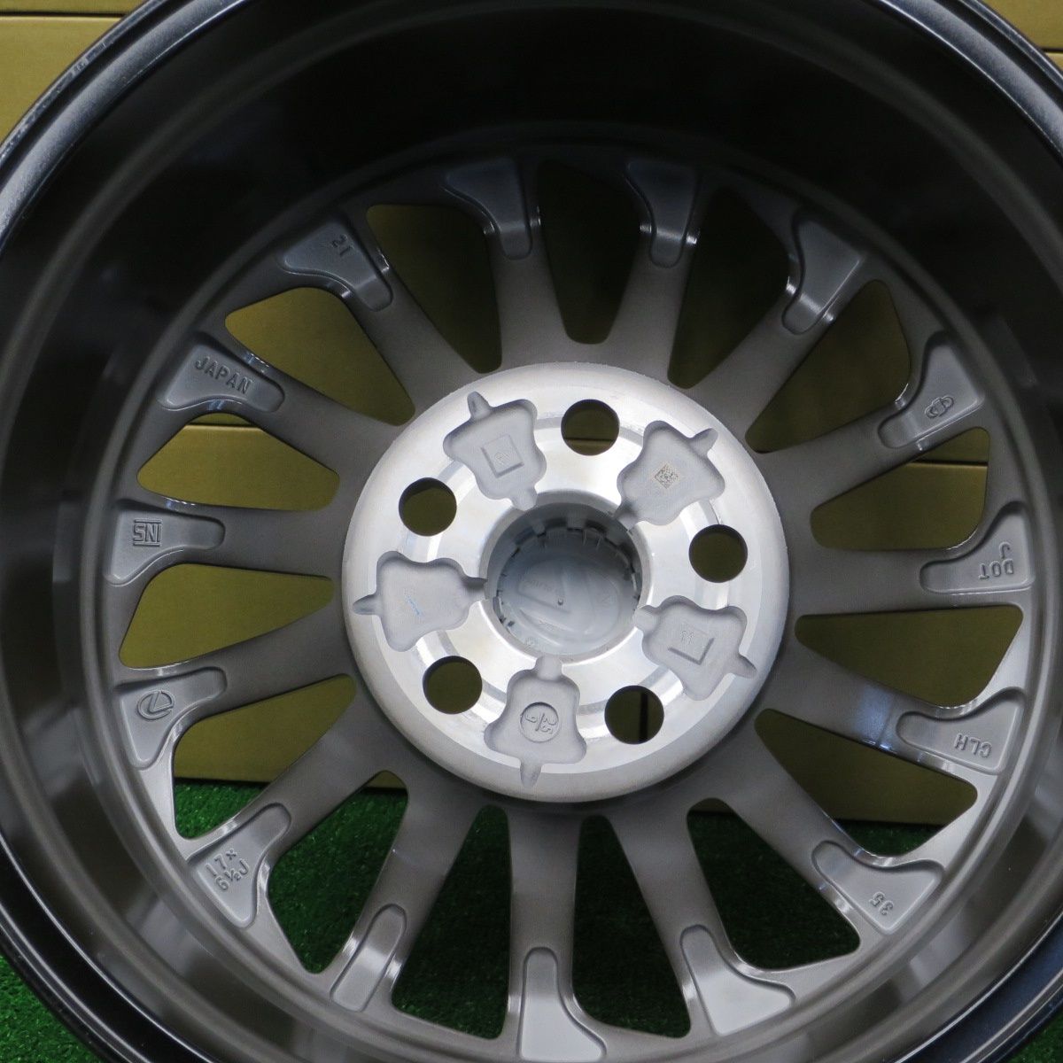  新車外し レクサス LM 500 h OP ホイール 17インチ 17 6 5 J 40 アルファード ヴェルファイア 等 PCD 120 ホ 17インチ ホイール