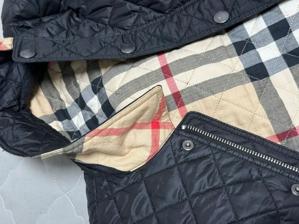  子供用 バーバリー ユニセックス ネイビー キルティング ジャケット 8 Y 128 cm その他 ジャケット ブルゾン
