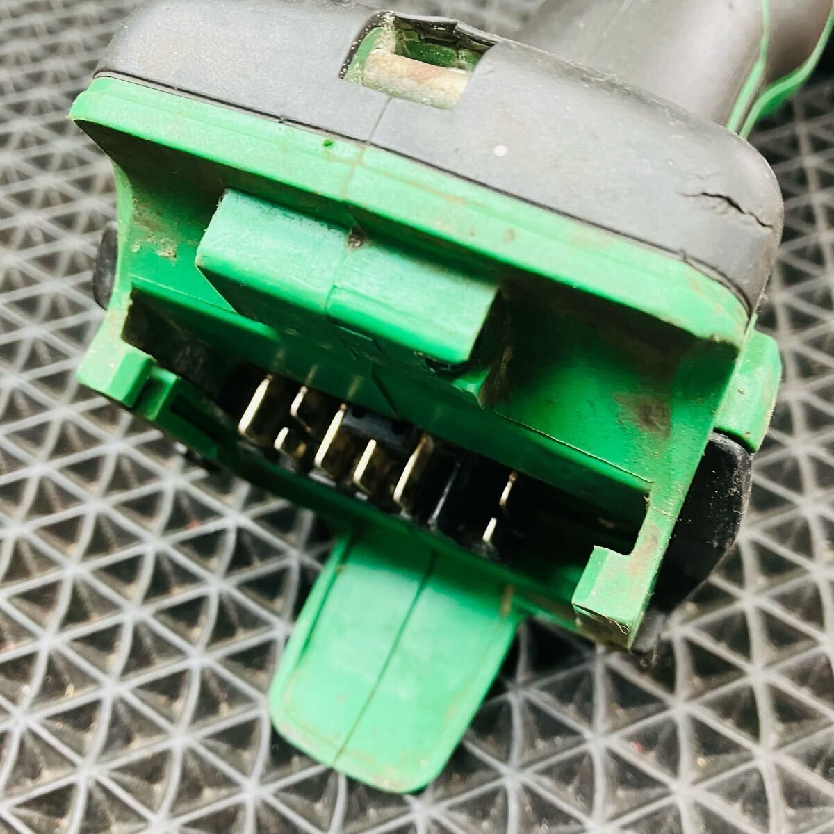  ハイコーキ HIKOKI 100 mmコードレスディスクグラインダ G 3610 DA NN 本体のみ グラインダー 研磨機