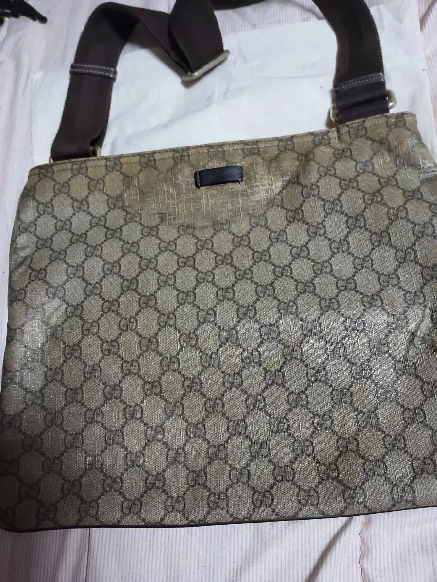 グッチ GG パータン メッセンジャーバッグ ブラウン