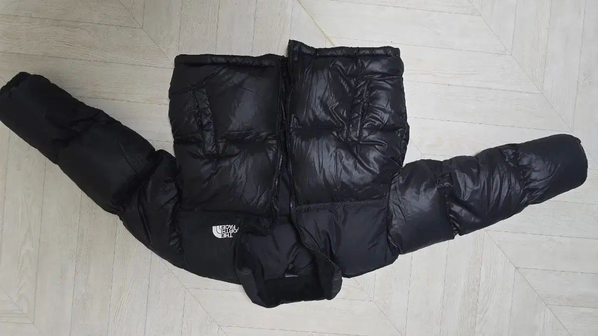 THE NORTH FACE ザノースフェイス ブラック ダウン アウター キッズ 160