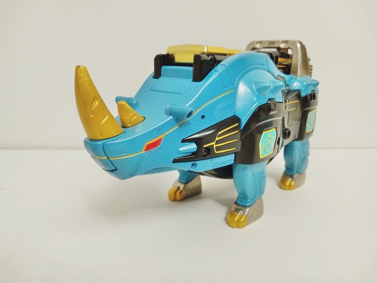 百獣戦隊ガオレンジャー ガオライノス 戦隊シリーズ 本体のみ キズ 色移り有 MB-6288