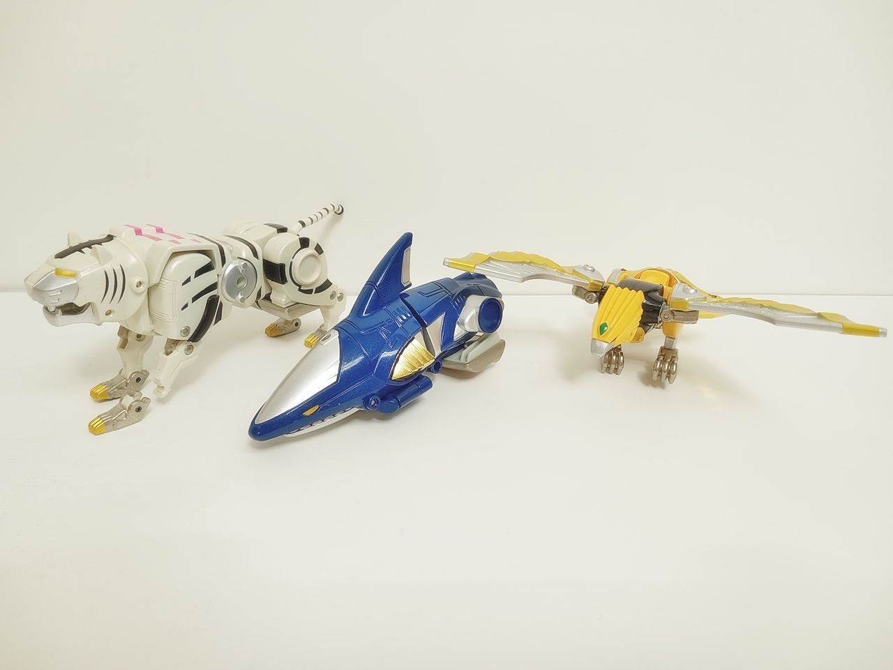 百獣戦隊ガオレンジャー パワーアニマルシリーズ ガオタイガー ガオシャーク ガオイーグル 3点セット 本体のみ 破損 有 MB-6289