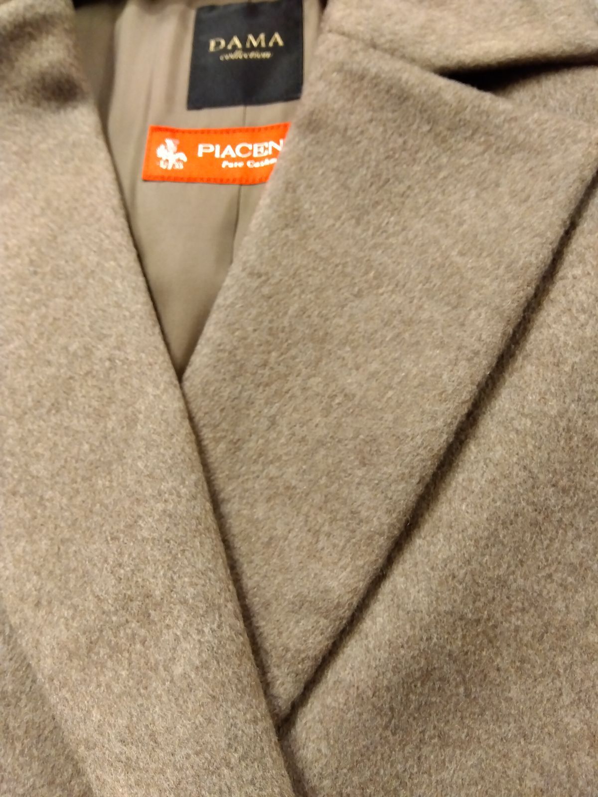 M24 ☆ダーマコレクション【美品】DAMA collection PIACENZA カシミヤ