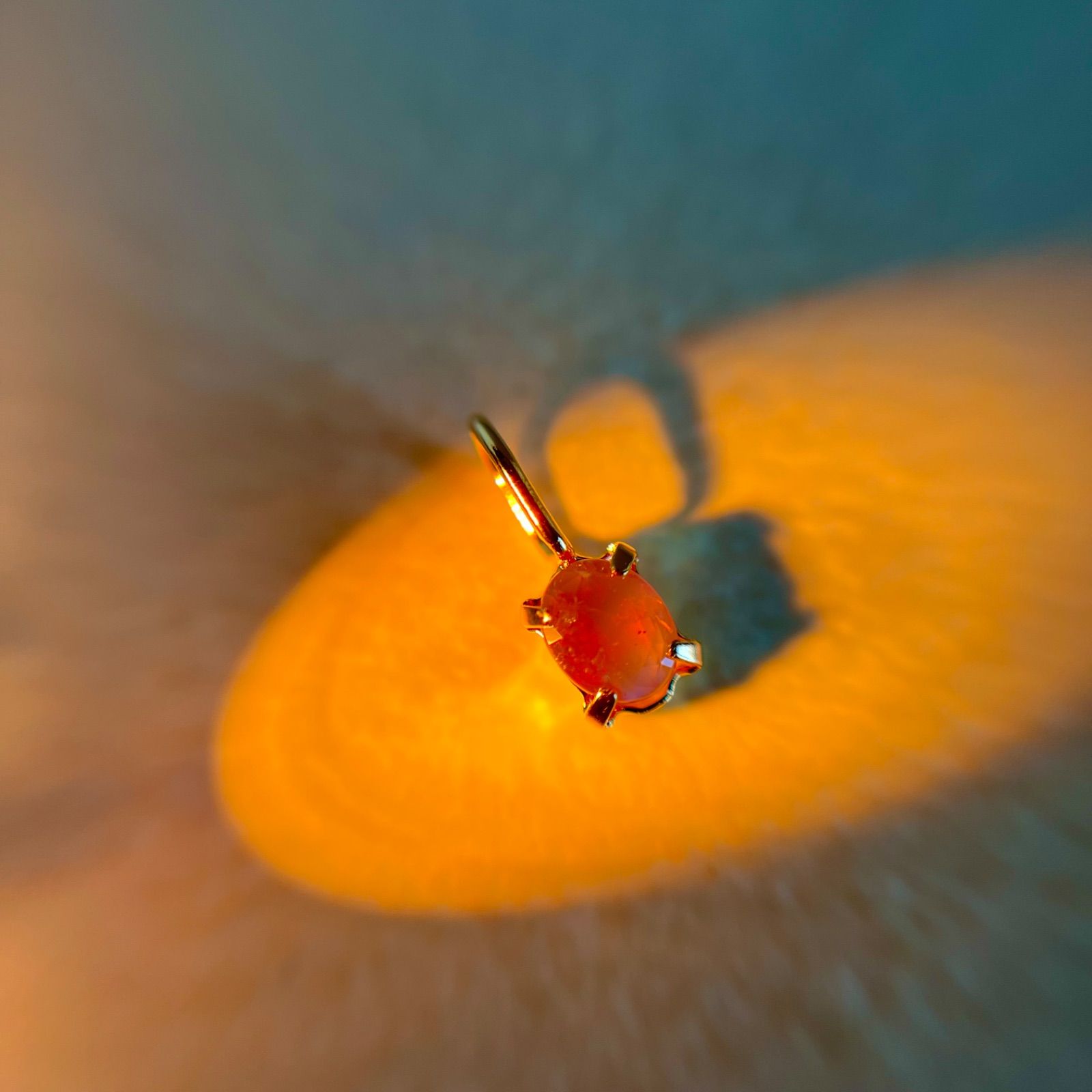 K18 天然石アレキサンドライトoval希少 レア ペンダントトップ