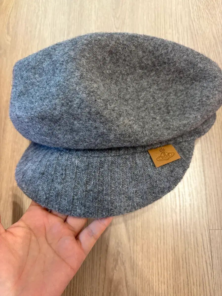 VIVIENNE WESTWOOD ヴィヴィアン ウエストウッド グレー ウール ニット 帽子