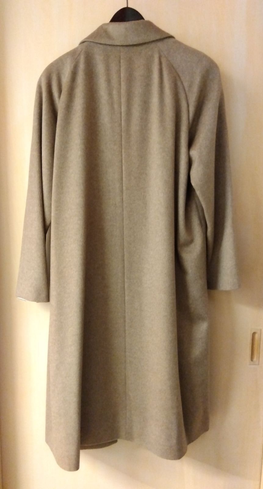 M24 ☆ダーマコレクション【美品】DAMA collection PIACENZA カシミヤ