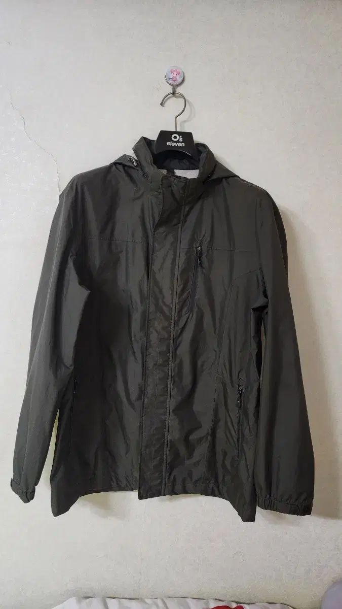 コーロンスポーツ インダストリー カーキ色 フード ウィンドブレーカー