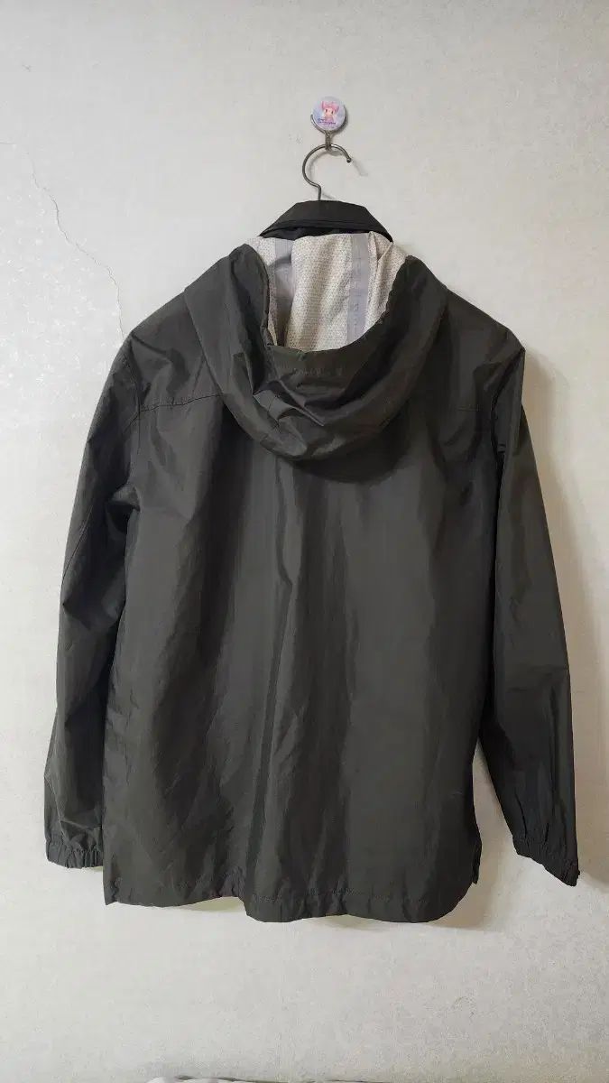 コーロンスポーツ インダストリー カーキ色 フード ウィンドブレーカー