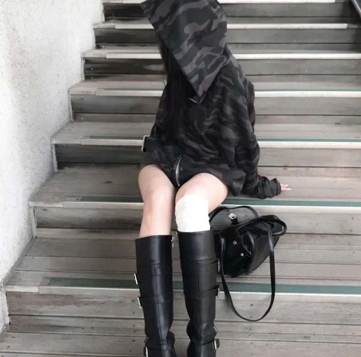 直筆サイン入り】あまつ様 インテリアフォト(2Lサイズ) あまつまりな