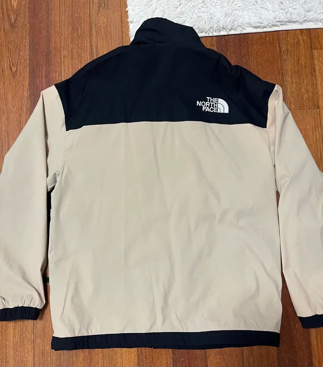 THE NORTH FACE ザノースフェイス ウィンドブレーカー ジャケット s
