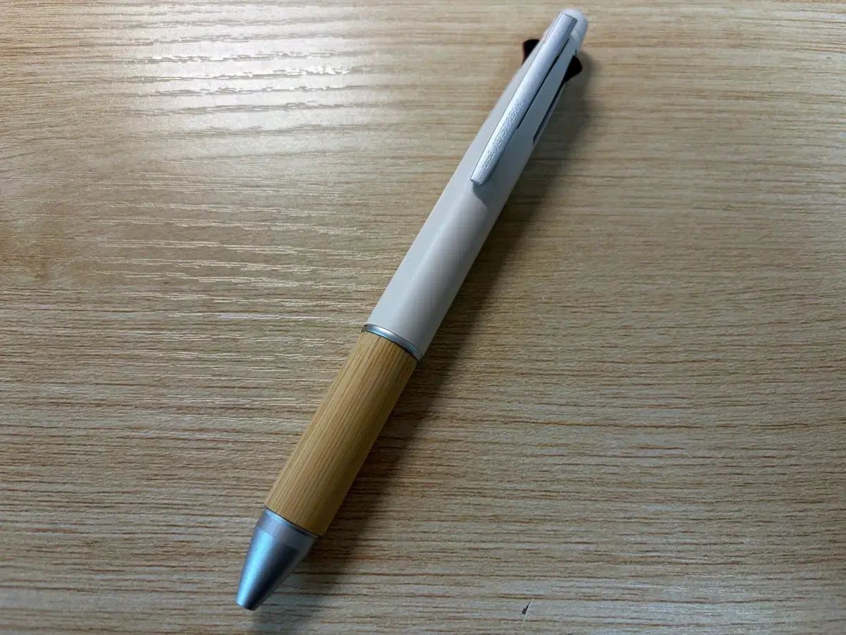 歙州硯 ［浅草寶研堂製］（魚子紋 / 九吋 / 木箱入 )