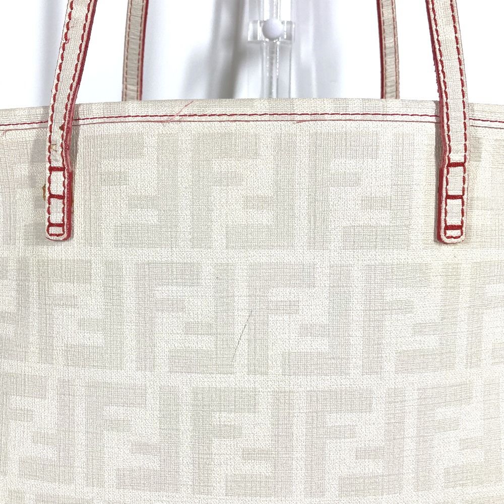 FENDI フェンディ ショルダーバッグ ズッカ ロゴ PVC/レザー ホワイト