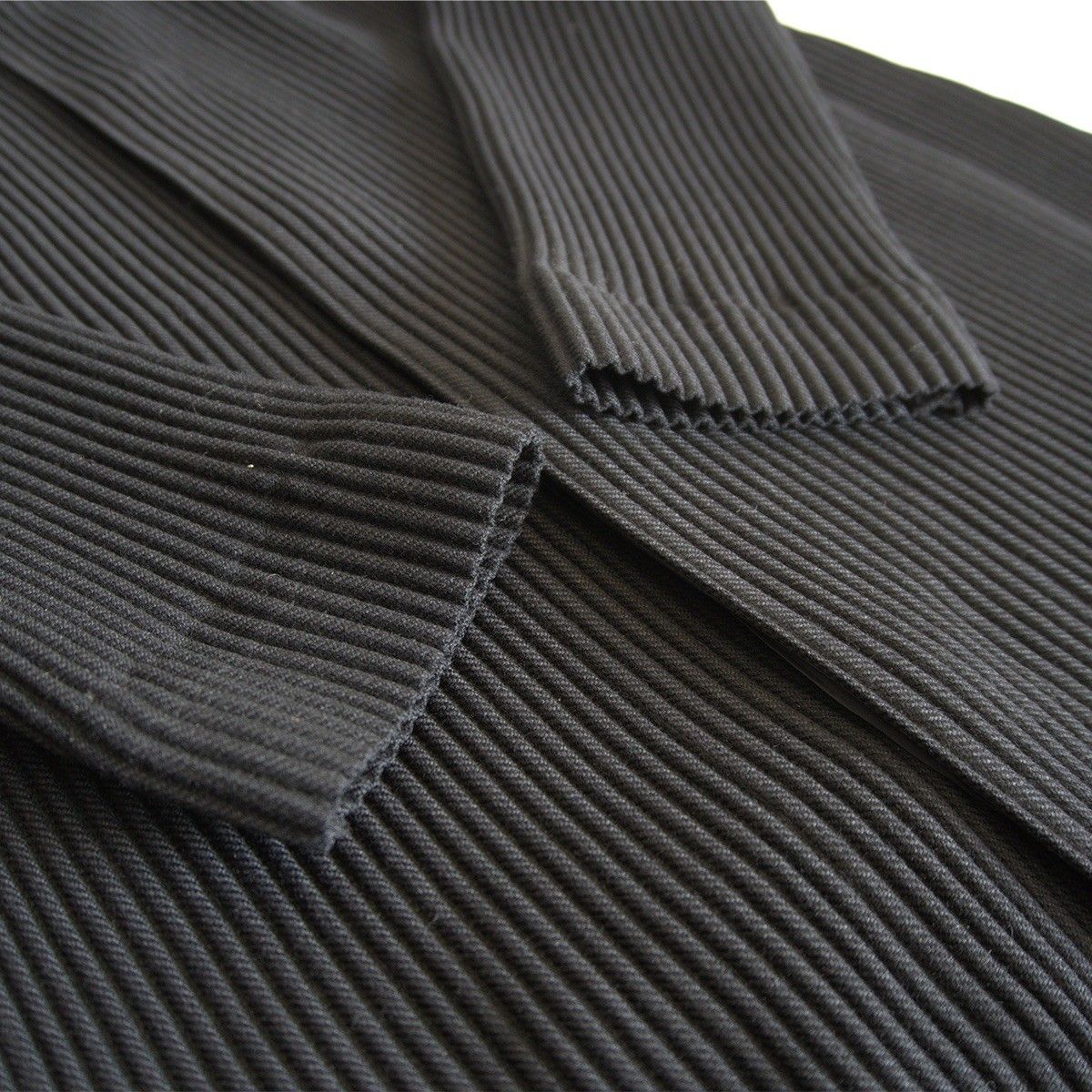 美品】 HOMME PLISSE ISSEY MIYAKE【プリーツ コート】2 ブラック